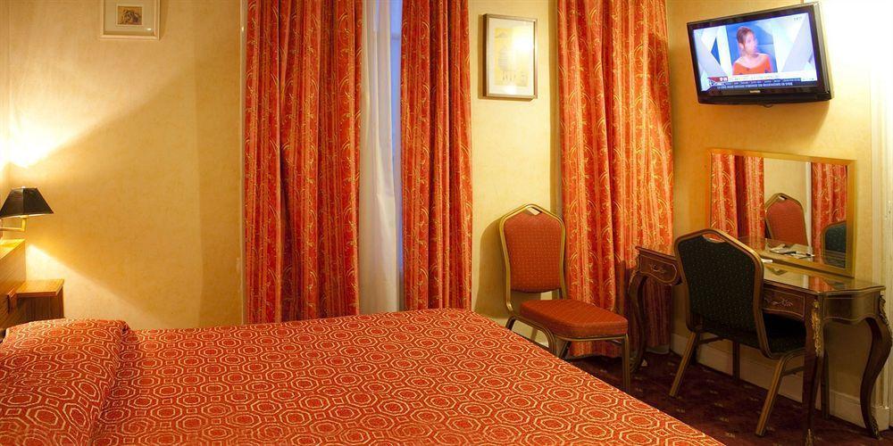 Hotel Hippodrome Paris Bagian luar foto