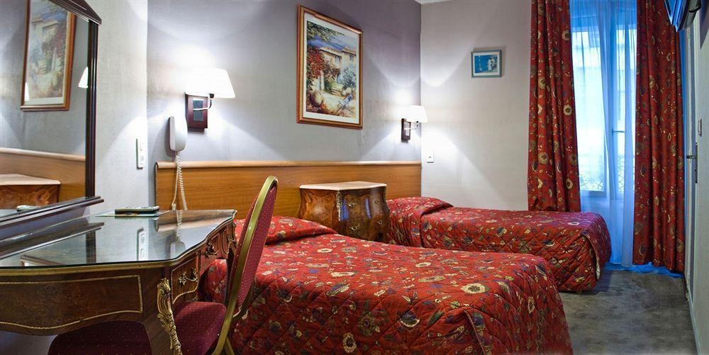 Hotel Hippodrome Paris Bagian luar foto